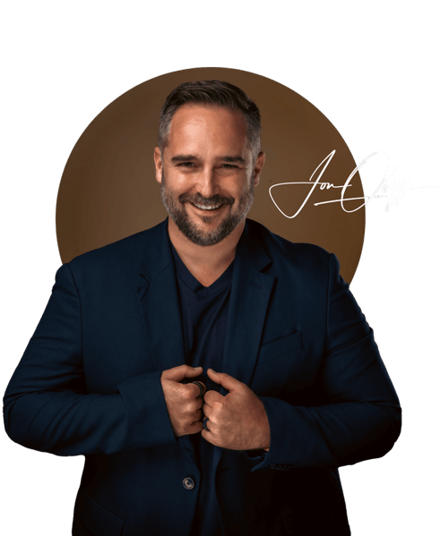 professional-photo-of-entrepreneur-jon-oliff-with-white-digital-signature